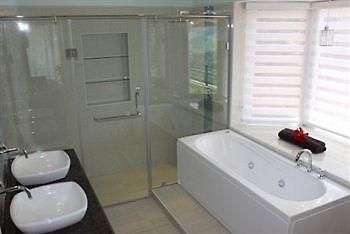 Farview Mountain Resort Villas Утакаманд Экстерьер фото